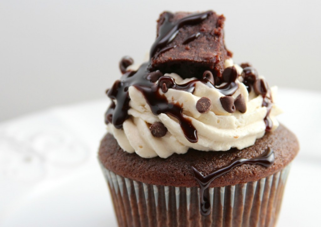 ChocFudgeMunchieCupcake