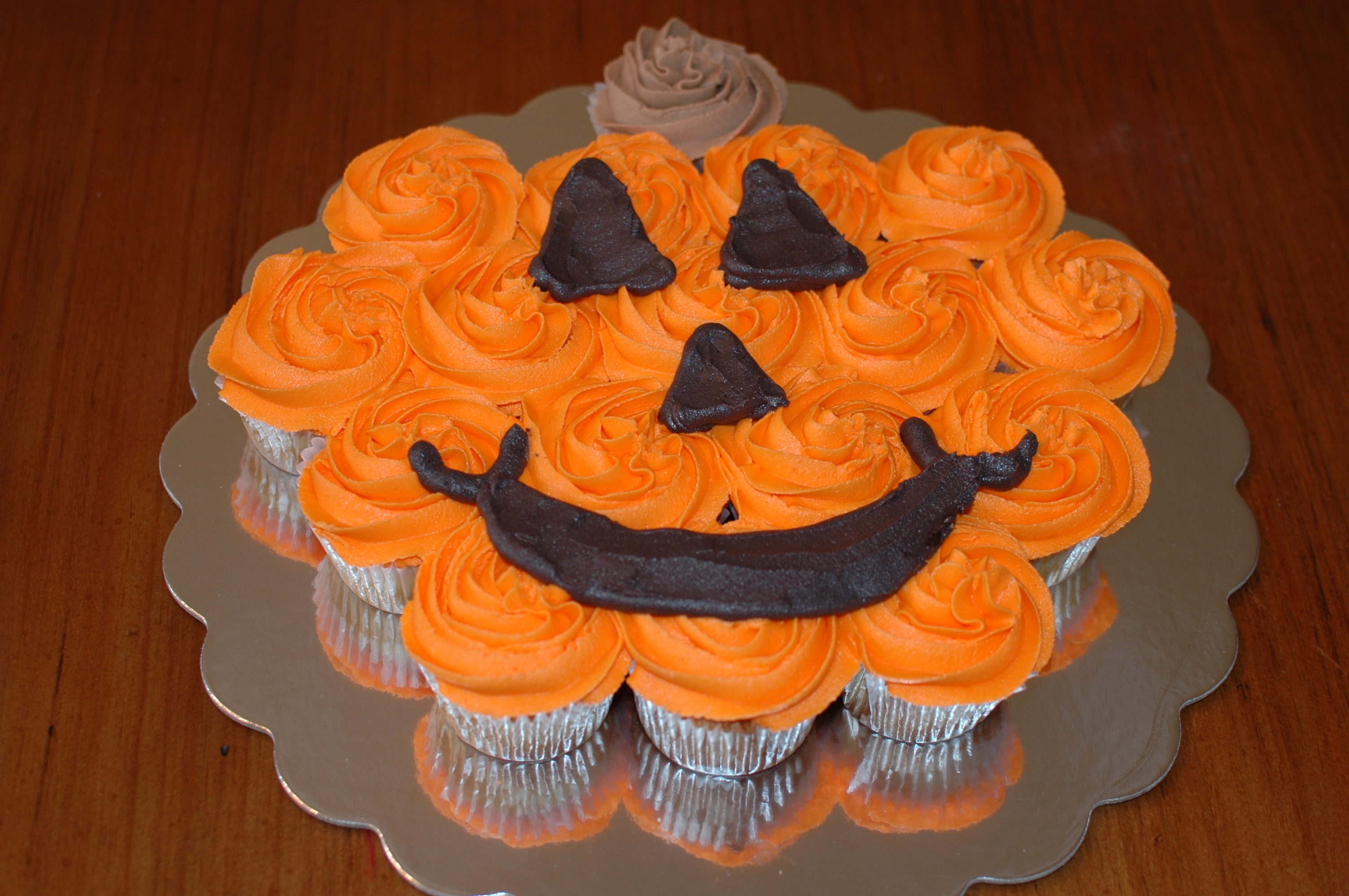 Pumpkin Shaped Cupcake Cake Pumpkin Shaped Cupcake Cake