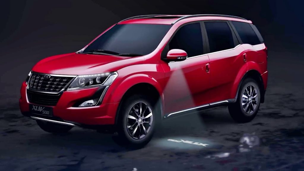 mahindra XUV 500 2019