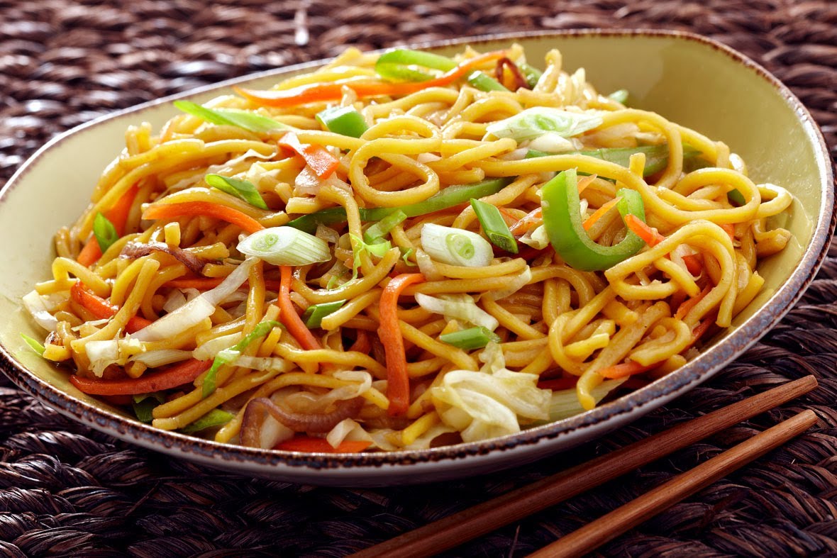 Delve into the Healthy, Tender And Delicious Veg Hakka Noodles Recipe ...